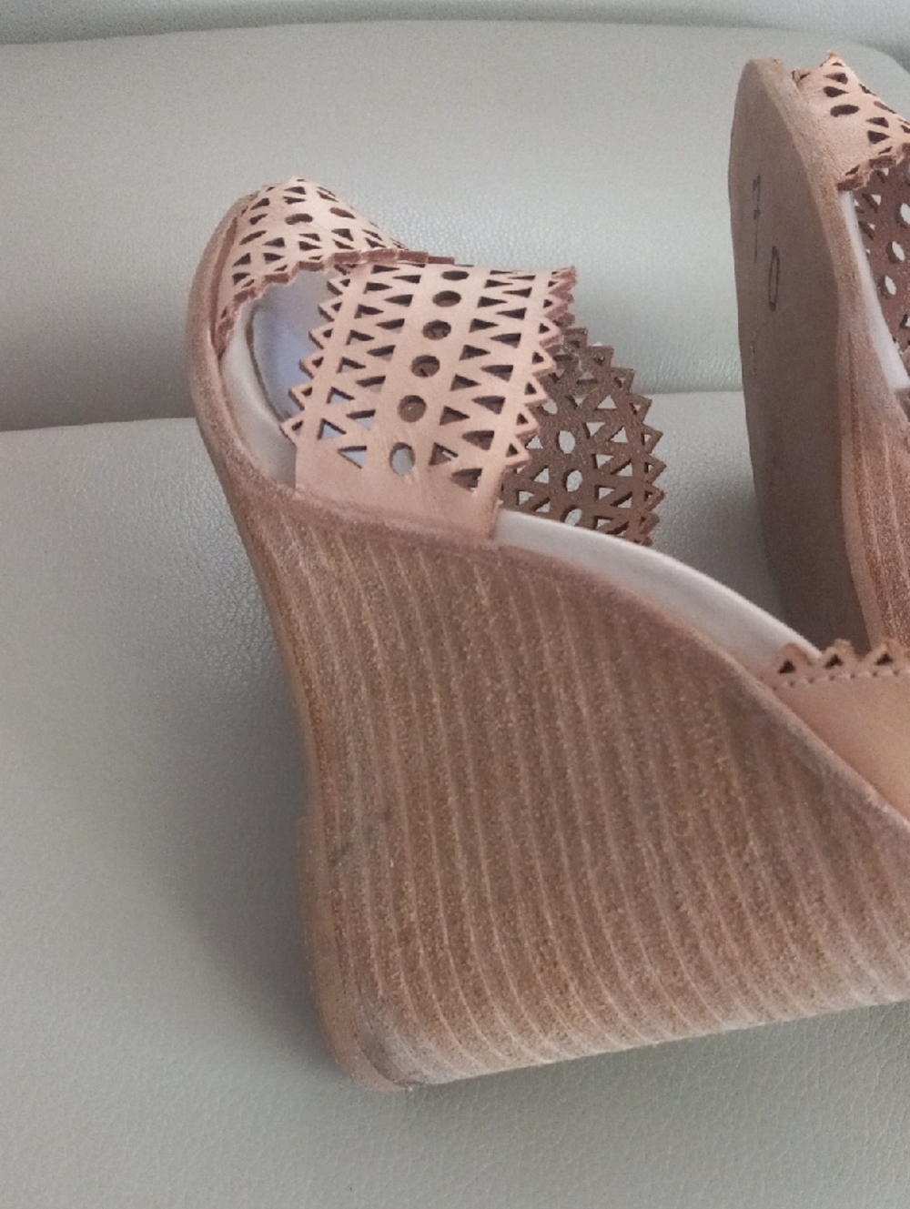 Jeffrey Campbell Nude Laser-Cut Ankle-Strap Wedge Sandals Size 7 - Picture 15 of 17